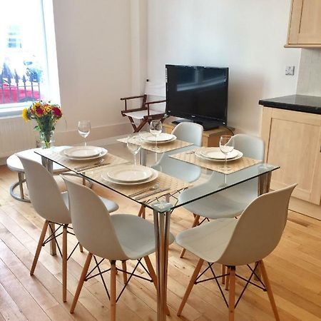 לונדון Stylish Apartment In Victoria מראה חיצוני תמונה