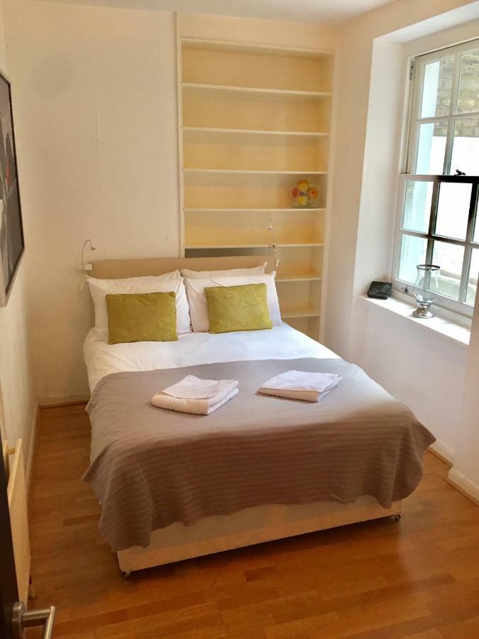 לונדון Stylish Apartment In Victoria מראה חיצוני תמונה