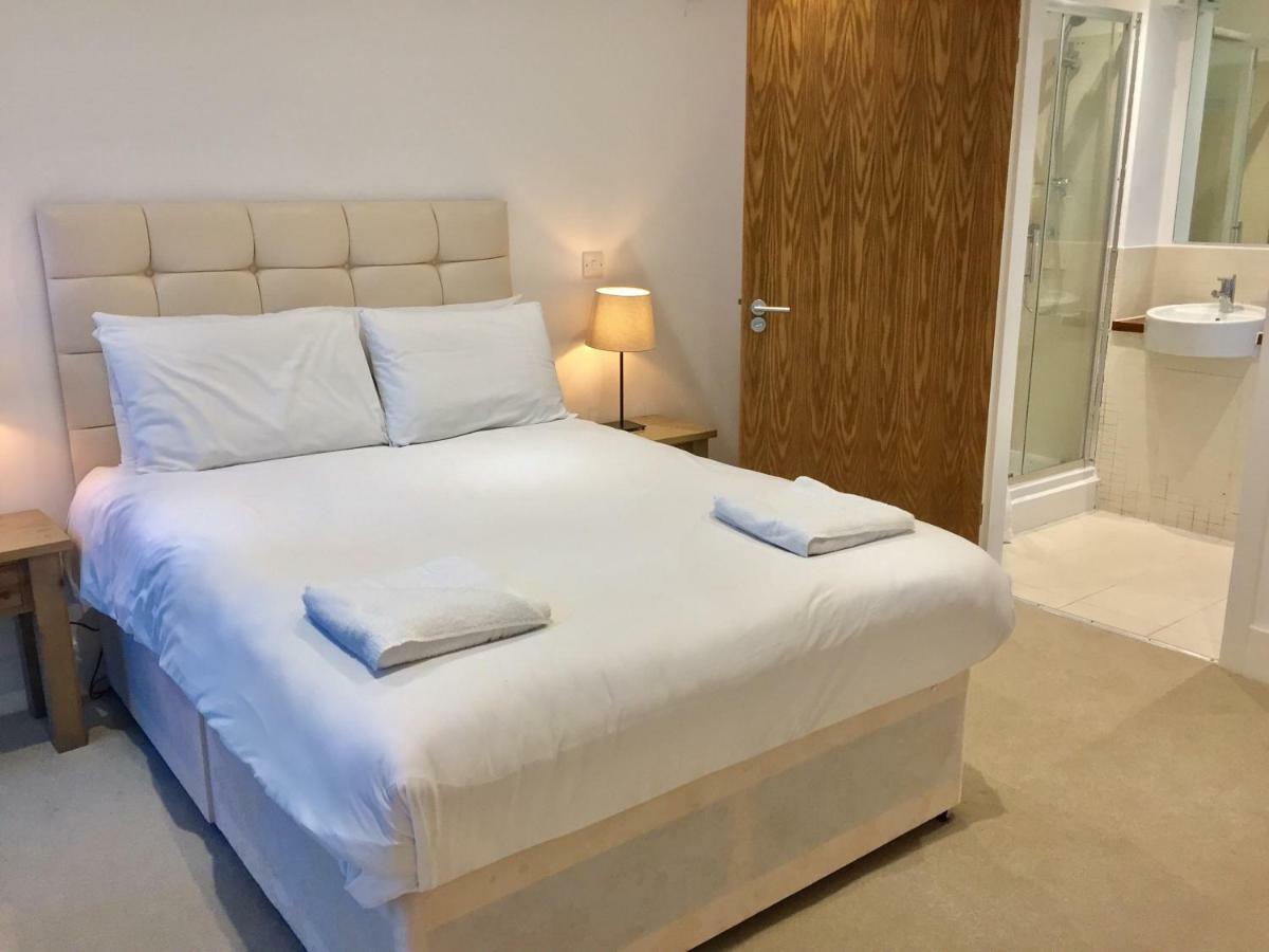 לונדון Stylish Apartment In Victoria מראה חיצוני תמונה